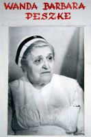 059 odznaczona międzynarodowym Medalem Florencji Nightingale, przełożona pielęgniarek w latach 1946-1958